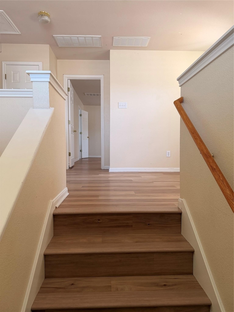 1309 Ascot St - Photo 11