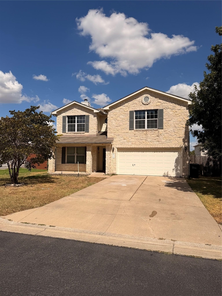 1309 Ascot St - Photo 0
