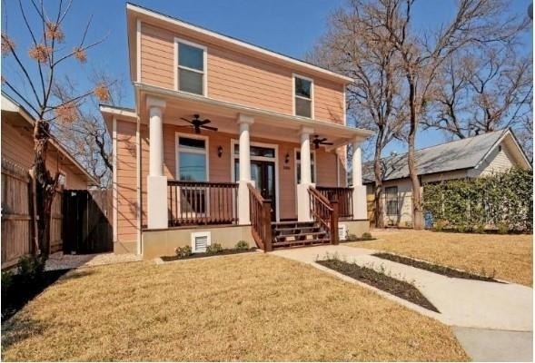 2406 E 11th St - Photo 1