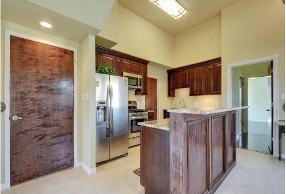 2406 E 11th St - Photo 9