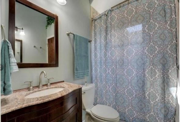 2406 E 11th St - Photo 16