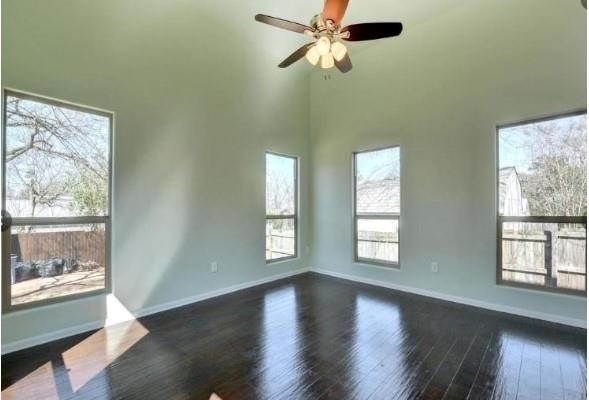 2406 E 11th St - Photo 14