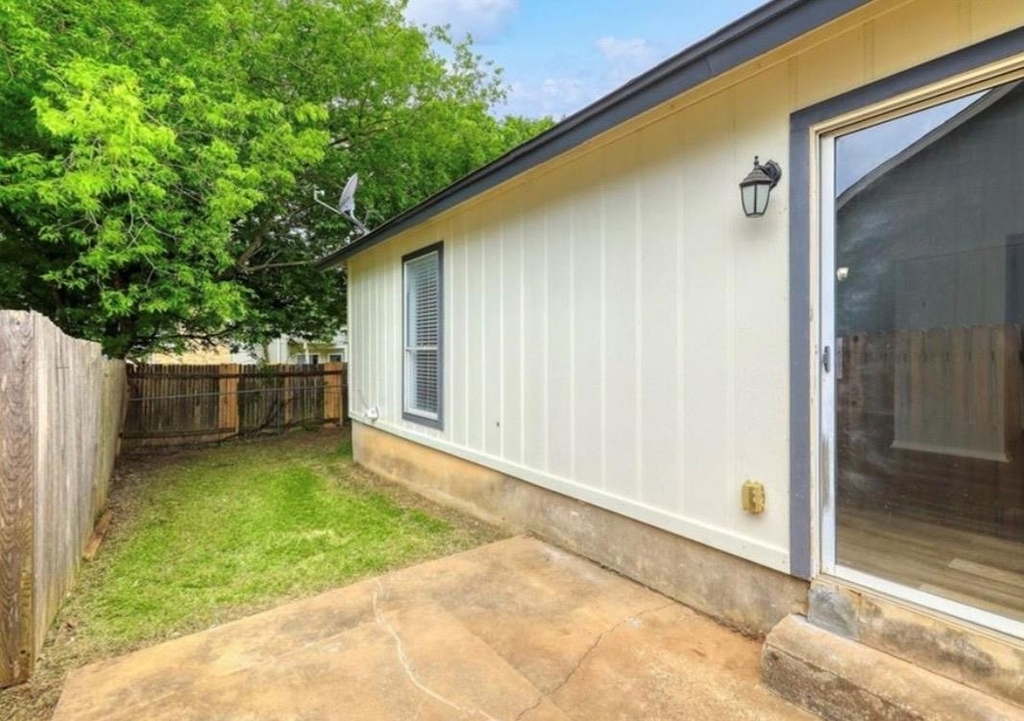 2132 Andover Dr - Photo 14