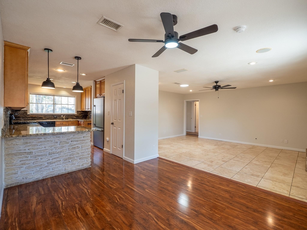 11907 Hornsby St - Photo 0