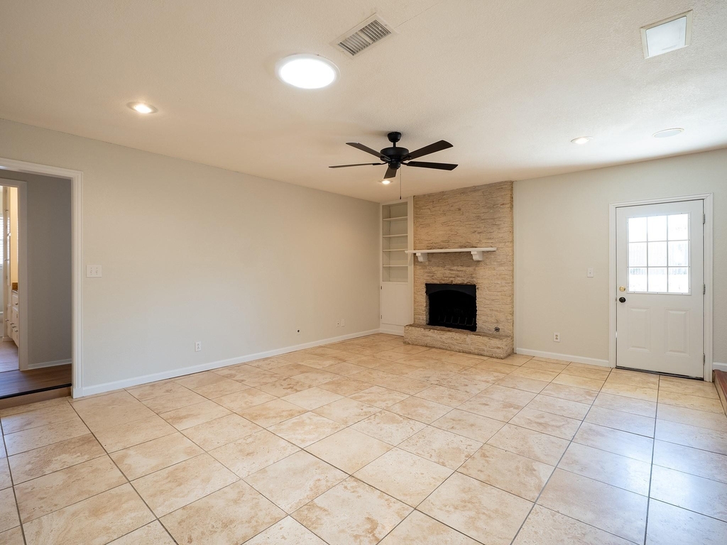 11907 Hornsby St - Photo 3