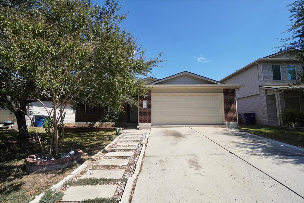 6208 Speyside Dr - Photo 0