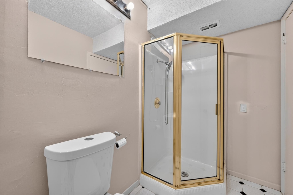 910 Duncan Ln - Photo 14