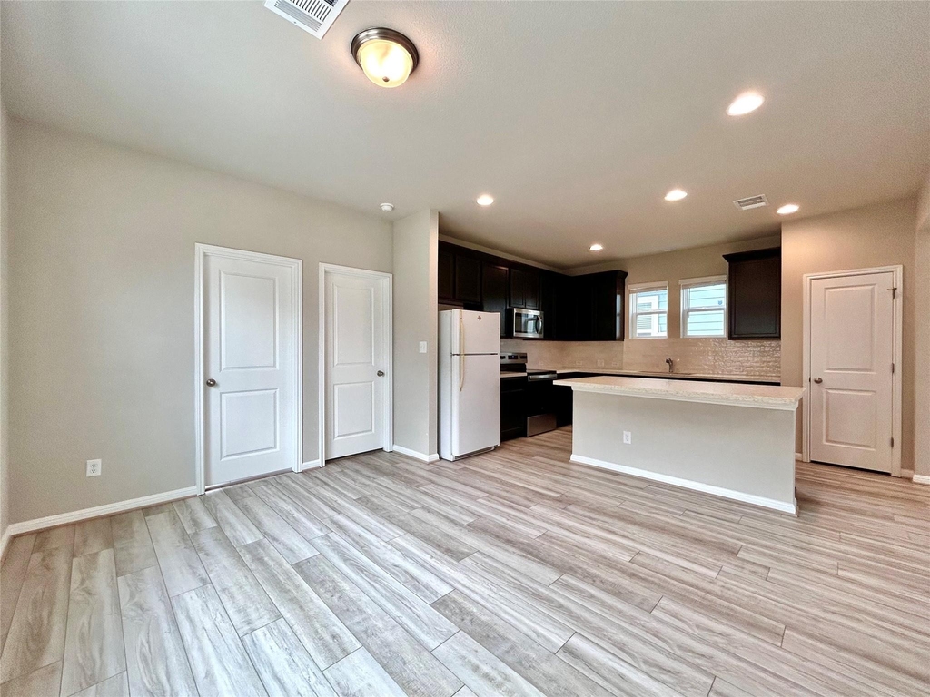 202 Elm Branch Trl - Photo 10