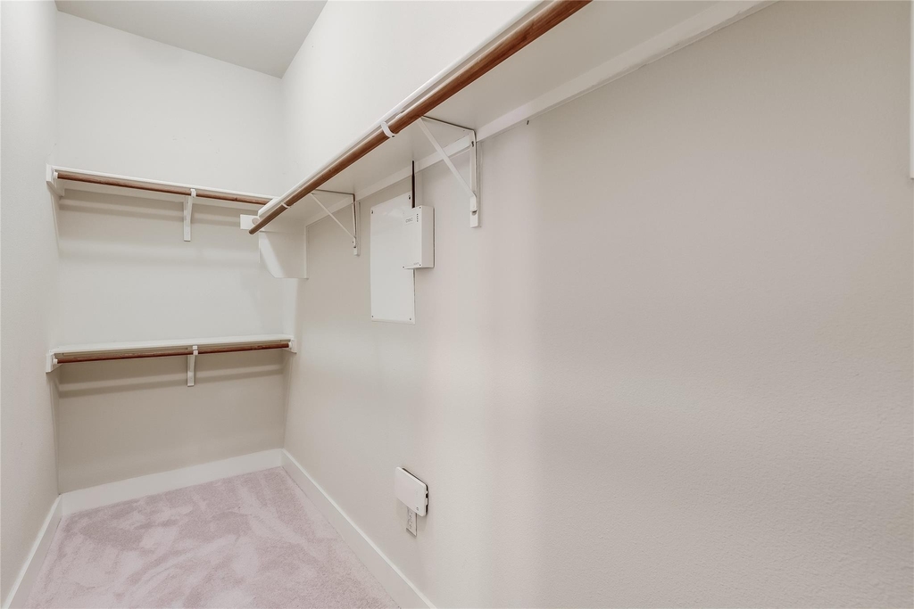 2520 Bluebonnet Ln - Photo 19