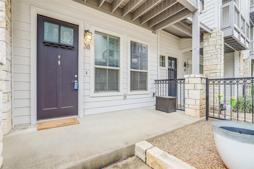 2520 Bluebonnet Ln - Photo 8