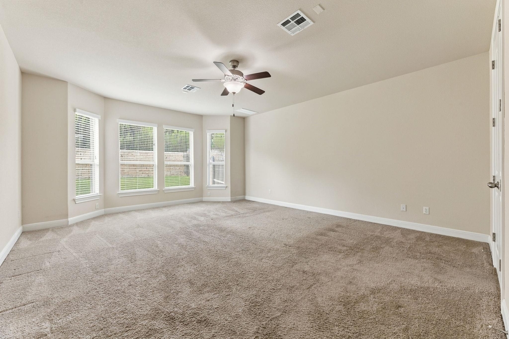 235 Senna Dr - Photo 18