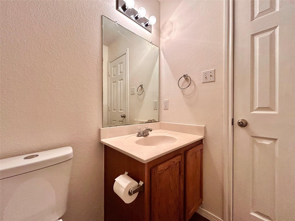 102 Adame Ln - Photo 26