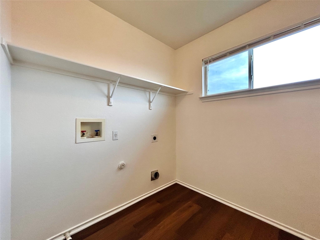 102 Adame Ln - Photo 36