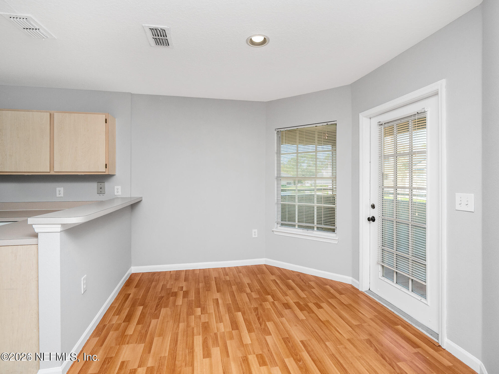 1655 The Greens Way - Photo 4