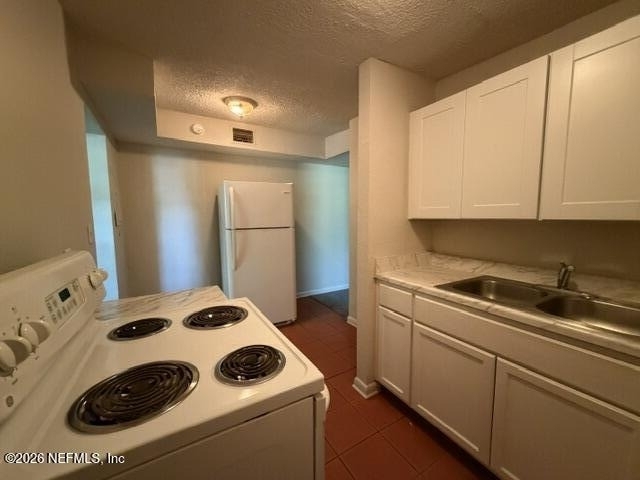 3045 Nolan Street - Photo 3