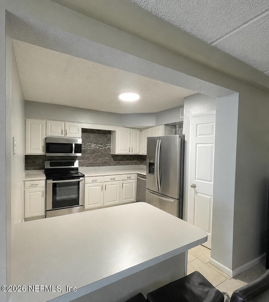 3401 Townsend Boulevard - Photo 0
