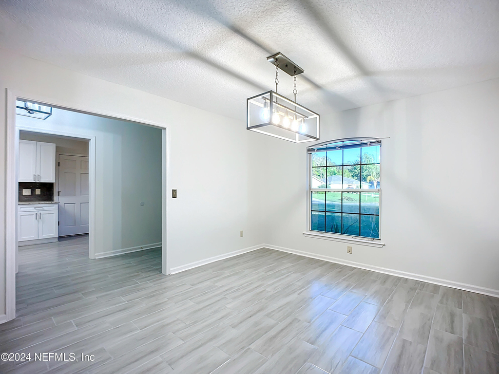 5509 Bloomwood Court - Photo 6
