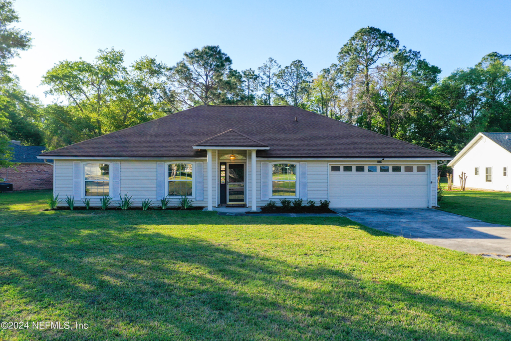 5509 Bloomwood Court - Photo 0