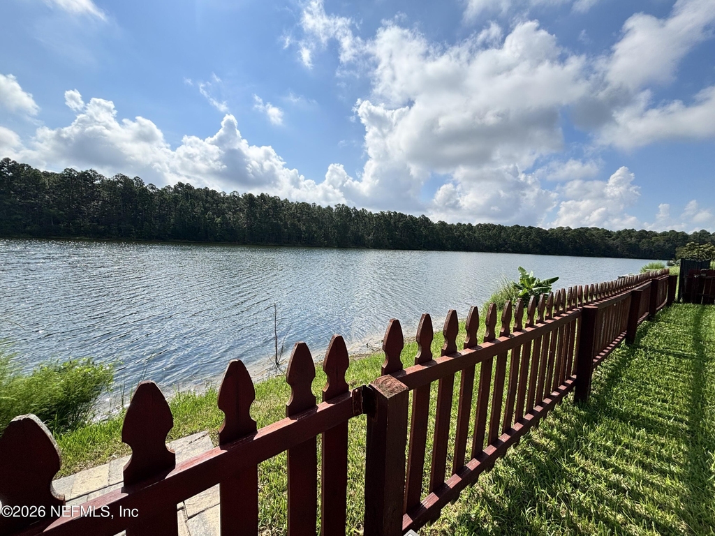 9302 Prosperity Lake Drive - Photo 33