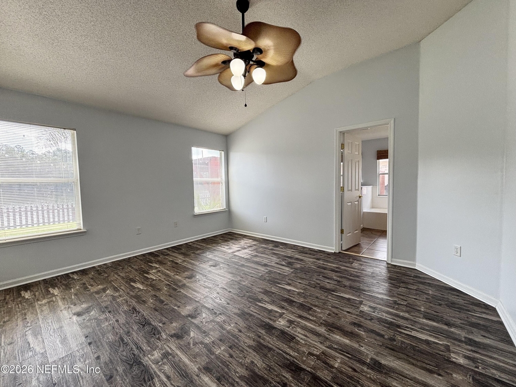 9302 Prosperity Lake Drive - Photo 17