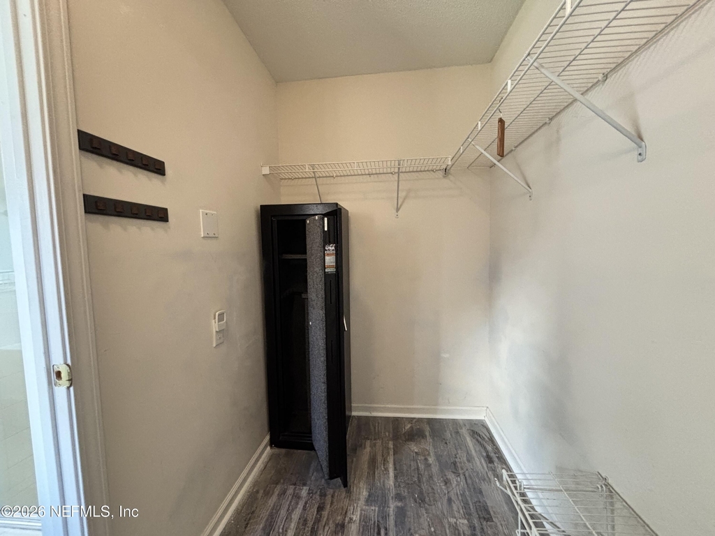 9302 Prosperity Lake Drive - Photo 24