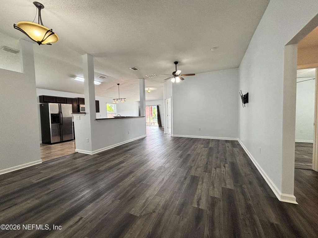 9302 Prosperity Lake Drive - Photo 5