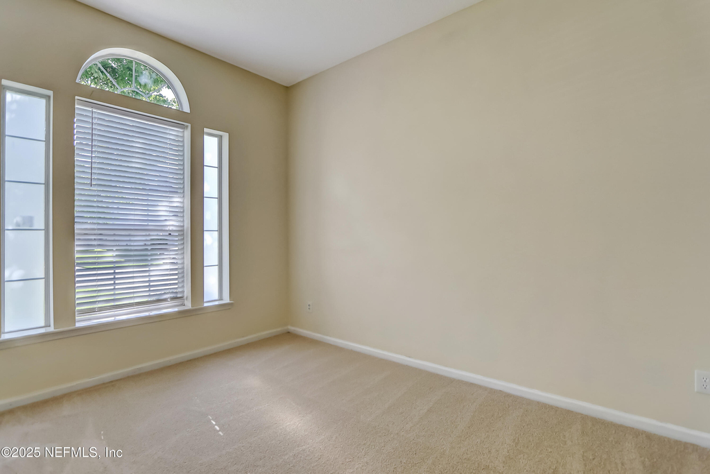 8391 Candlewood Cove Trail - Photo 10