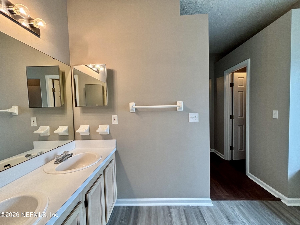 8095 Tessa Terrace E - Photo 25