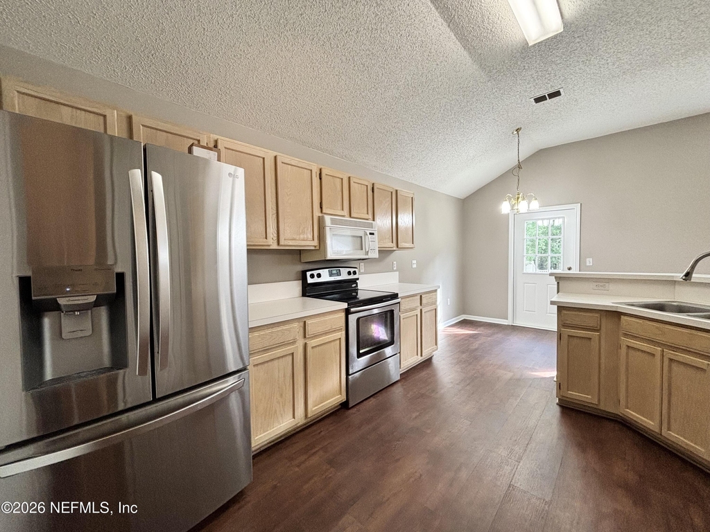 8095 Tessa Terrace E - Photo 12