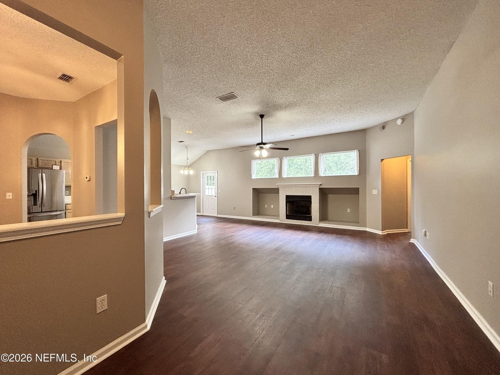 8095 Tessa Terrace E - Photo 5