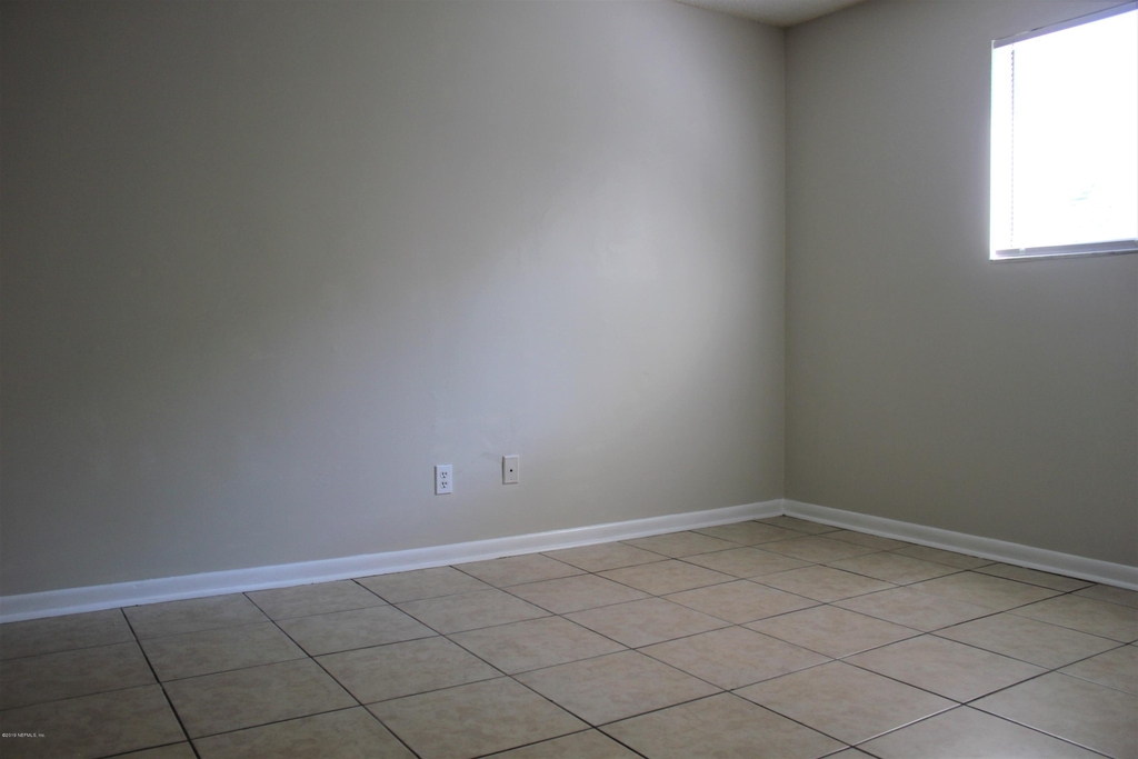 5136 Westchase Court - Photo 7