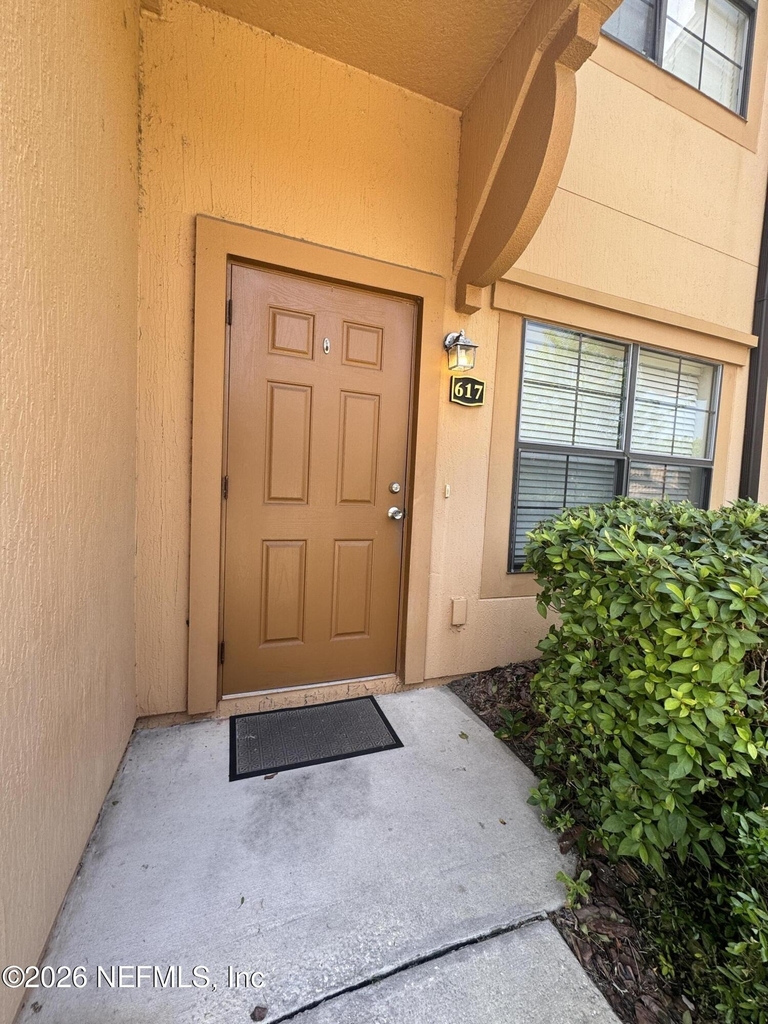 617 Drake Bay Terrace - Photo 2