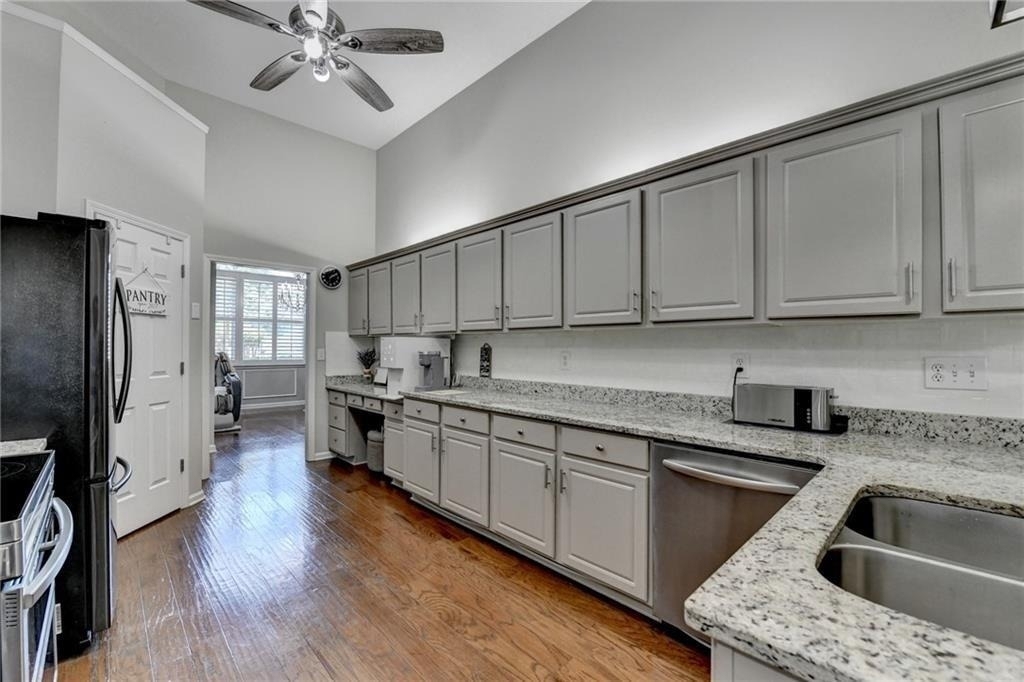 5019 Weatherstone Drive - Photo 11