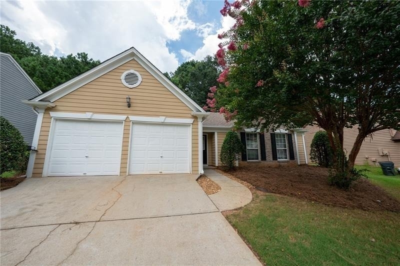 3820 Oak Park Drive - Photo 2
