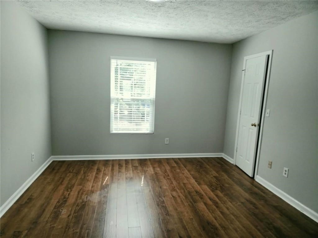 1221 Oak Forest Court Sw - Photo 5