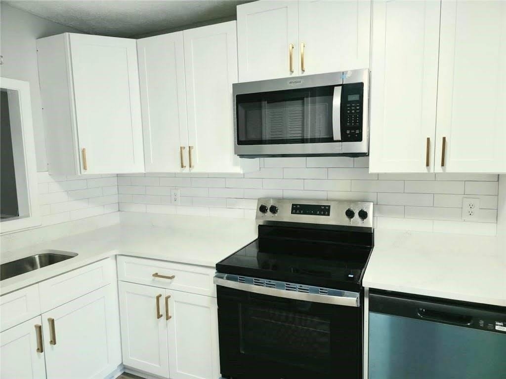 1221 Oak Forest Court Sw - Photo 2