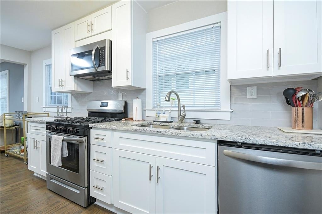 1452 Akridge Street Nw - Photo 8