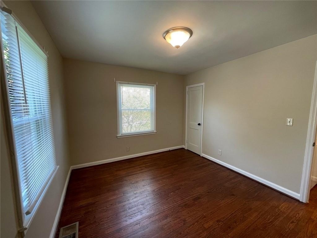2511 E Tupelo Street Se - Photo 7