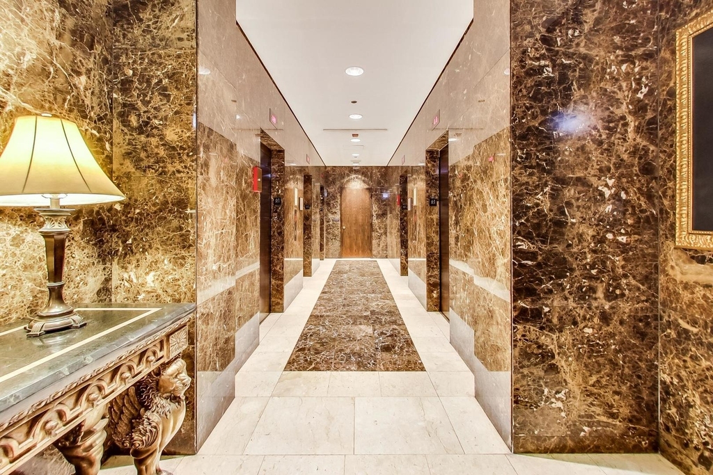 10 E Ontario Street - Photo 7