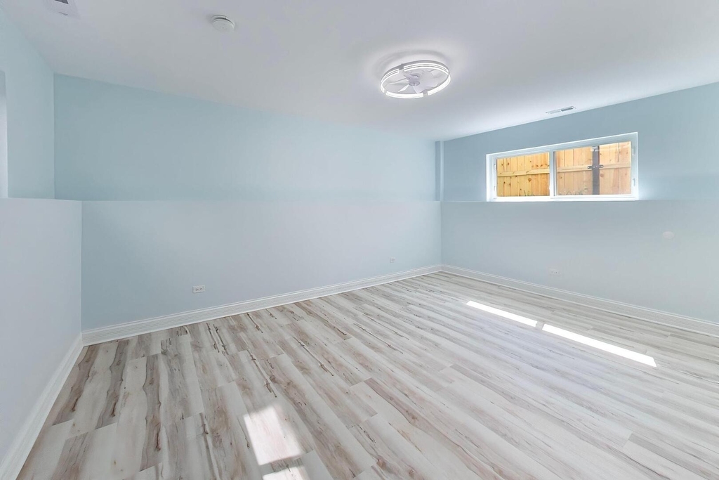 703 N Homan Avenue - Photo 18