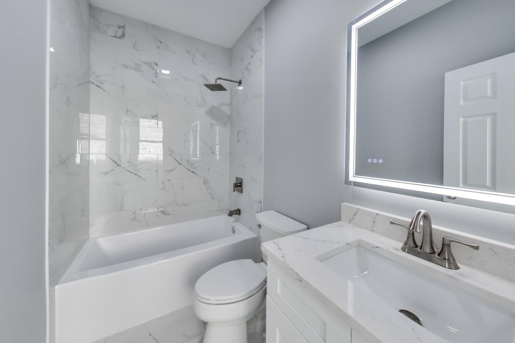703 N Homan Avenue - Photo 10