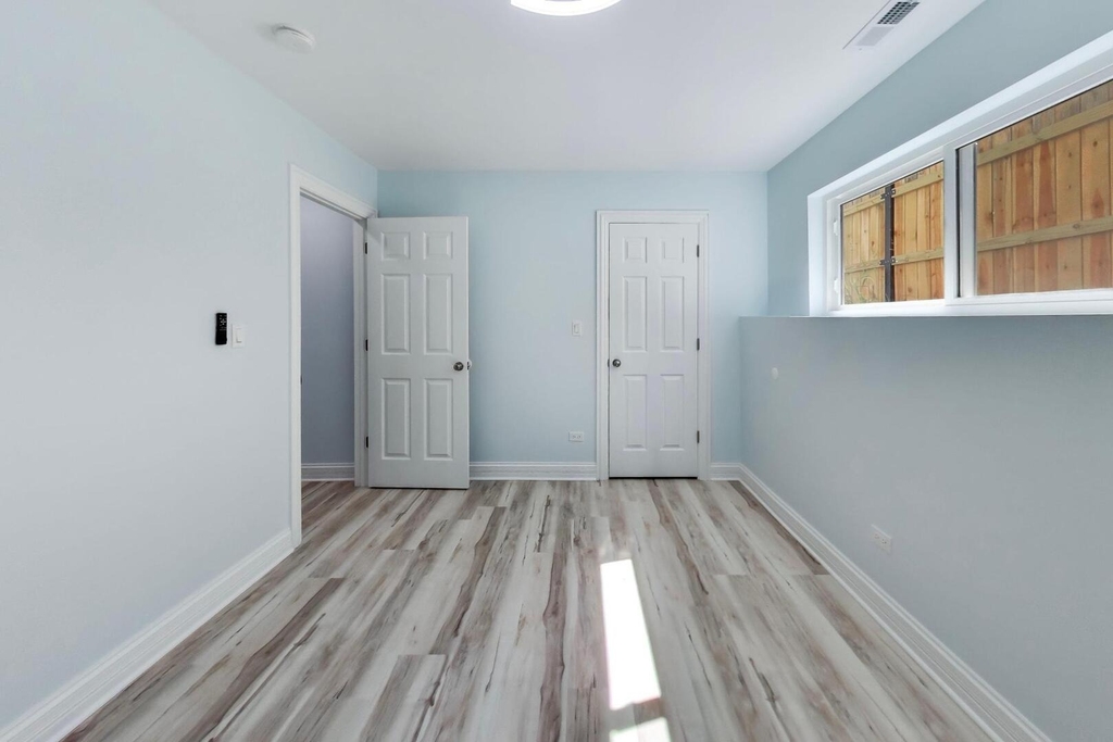703 N Homan Avenue - Photo 24
