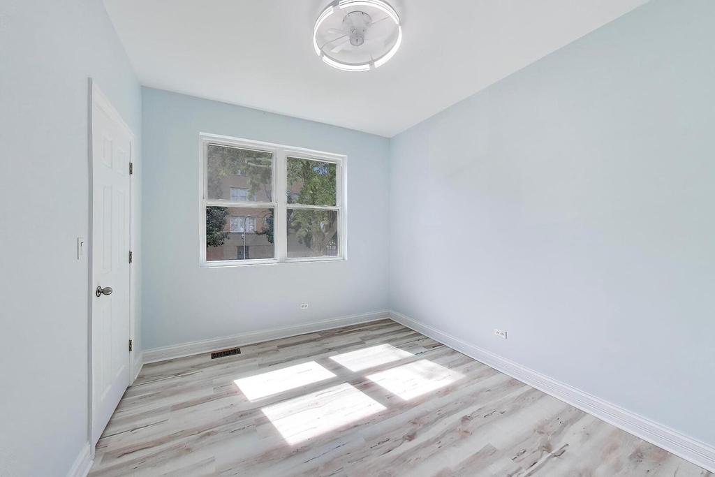 703 N Homan Avenue - Photo 23