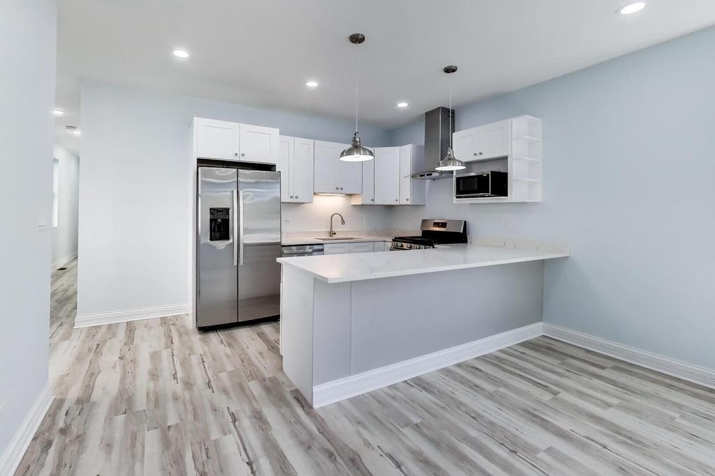 703 N Homan Avenue - Photo 6