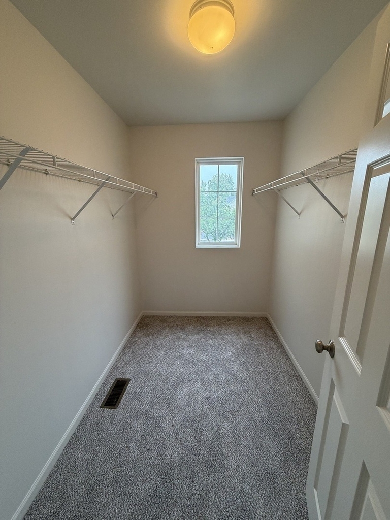 4917 Montauk Drive - Photo 8