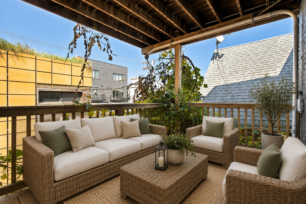 2334 W Medill Avenue - Photo 39