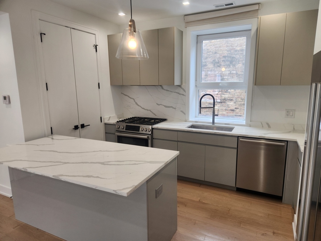 2202 W Race Avenue - Photo 4