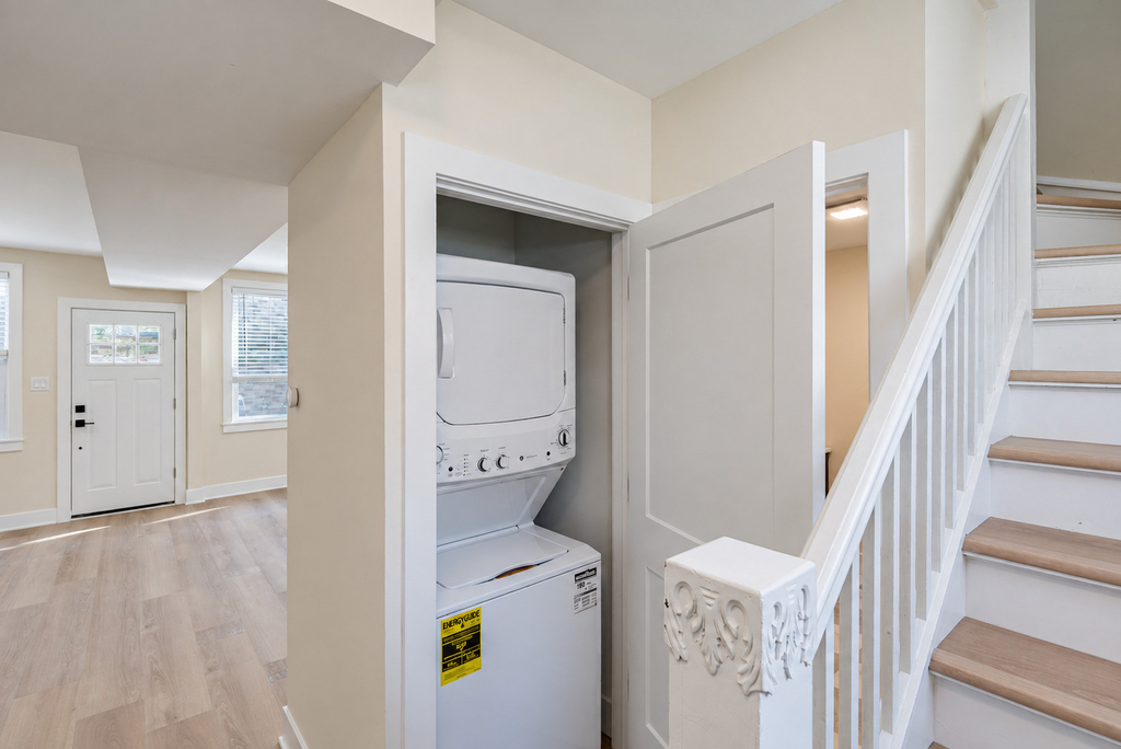 1328 W Nelson Street - Photo 4