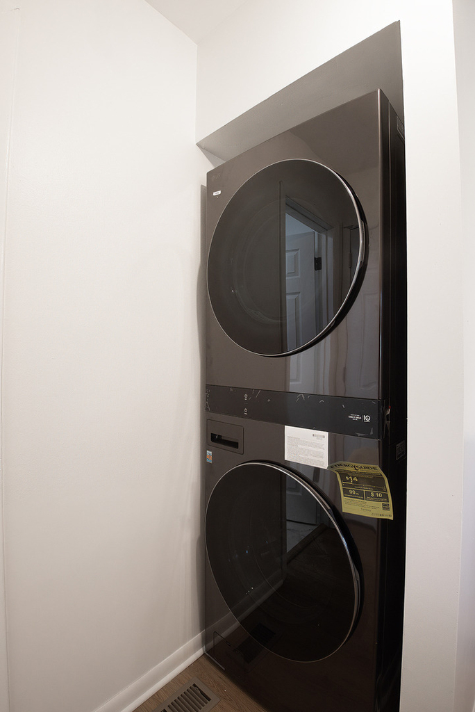 1021 Lonsdale Road - Photo 10