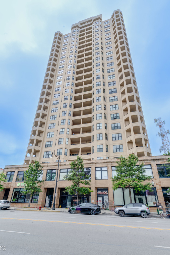 1464 S Michigan Avenue - Photo 0